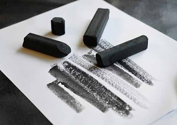 Pferde-Kohlezeichnung Pferde-Kohlezeichnung